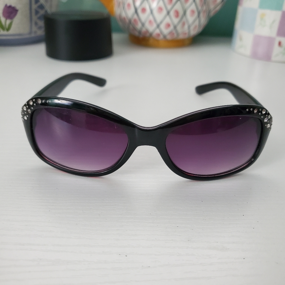 Black Sunglasses with Purple Lens Rhinestone Details